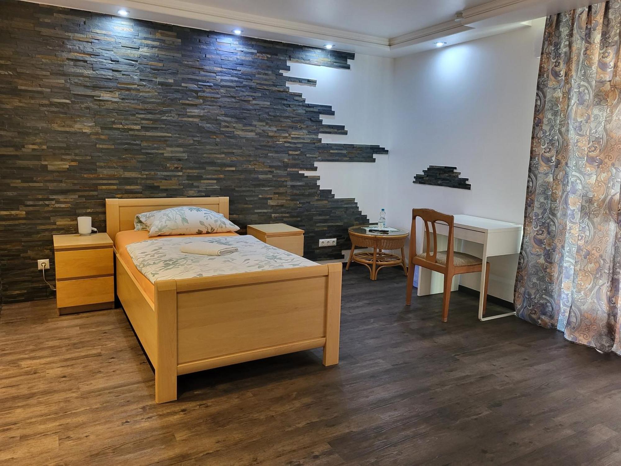 Seelze-Letter Monteurzimmer / Apartment / Messezimmer Dış mekan fotoğraf